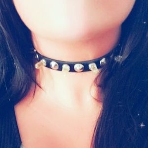 🔥 topic crystal choker